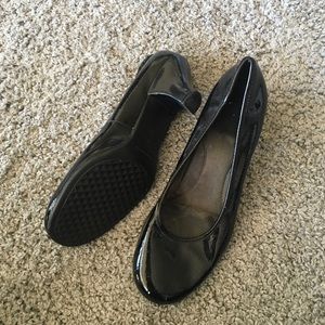 COPY - Black comfortable Aerosoles shoes